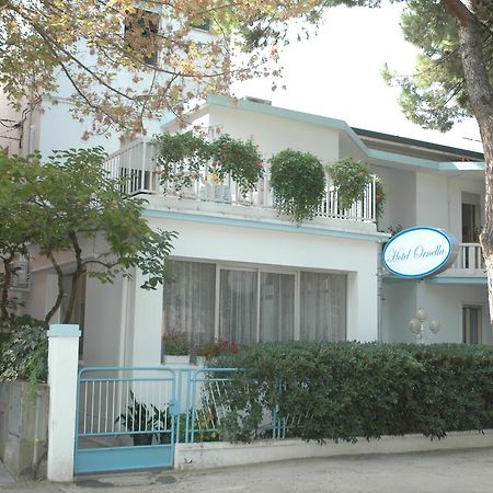 Hotel Pensione Ornella Чезенатико Екстериор снимка